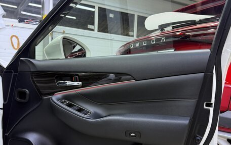 Toyota Crown, 2016 год, 2 850 000 рублей, 10 фотография