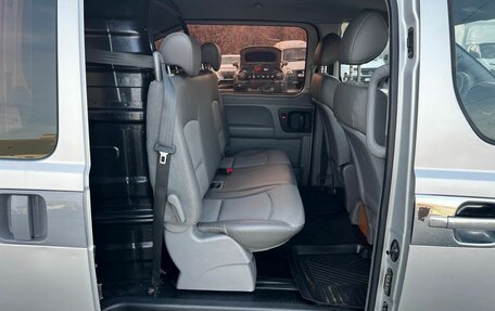 Hyundai Grand Starex Grand Starex I рестайлинг 2, 2009 год, 950 000 рублей, 16 фотография
