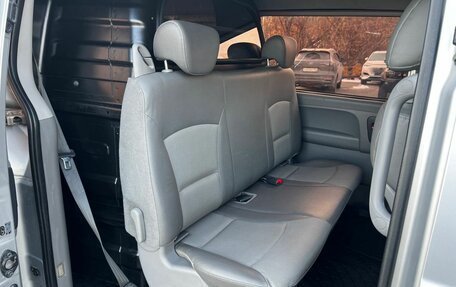 Hyundai Grand Starex Grand Starex I рестайлинг 2, 2009 год, 950 000 рублей, 17 фотография