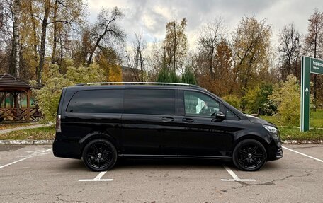 Mercedes-Benz V-Класс, 2018 год, 3 800 000 рублей, 3 фотография