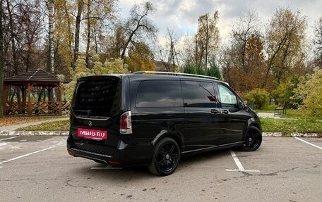 Mercedes-Benz V-Класс, 2018 год, 3 800 000 рублей, 4 фотография