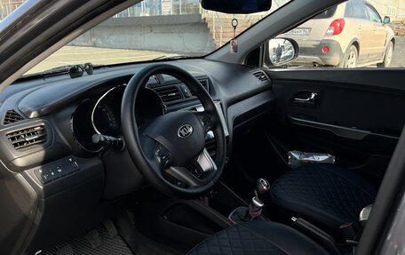 KIA Rio III рестайлинг, 2013 год, 800 000 рублей, 6 фотография