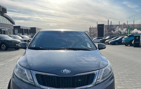 KIA Rio III рестайлинг, 2013 год, 800 000 рублей, 3 фотография