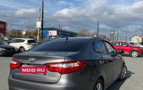 KIA Rio III рестайлинг, 2013 год, 800 000 рублей, 2 фотография