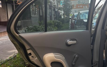 Nissan Micra III, 2004 год, 390 000 рублей, 12 фотография