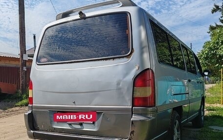 SsangYong Istana, 2001 год, 600 000 рублей, 5 фотография