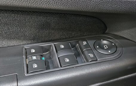 Opel Zafira B, 2012 год, 847 000 рублей, 16 фотография