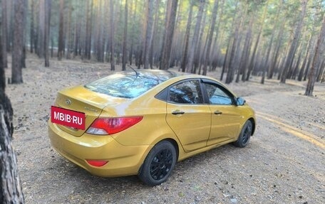 Hyundai Solaris II рестайлинг, 2012 год, 730 000 рублей, 6 фотография