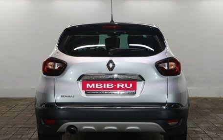 Renault Kaptur I рестайлинг, 2017 год, 1 369 000 рублей, 3 фотография