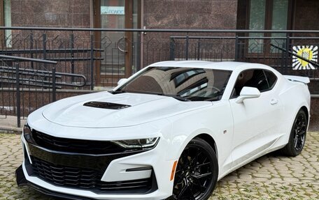 Chevrolet Camaro VI, 2021 год, 3 350 000 рублей, 1 фотография