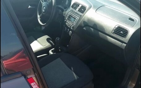 Volkswagen Polo VI (EU Market), 2014 год, 850 000 рублей, 1 фотография