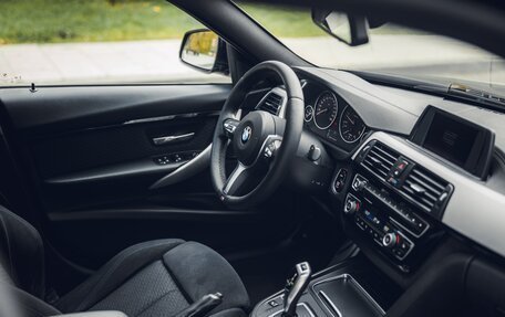 BMW 3 серия, 2018 год, 2 850 000 рублей, 35 фотография