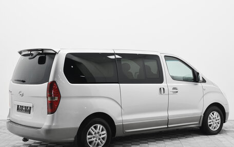 Hyundai Grand Starex Grand Starex I рестайлинг 2, 2009 год, 1 145 000 рублей, 2 фотография