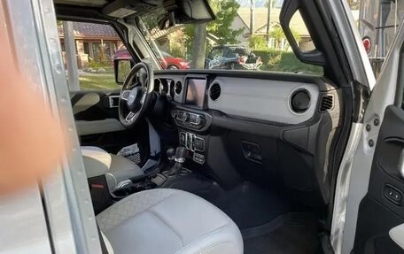 Jeep Wrangler, 2022 год, 3 990 000 рублей, 9 фотография