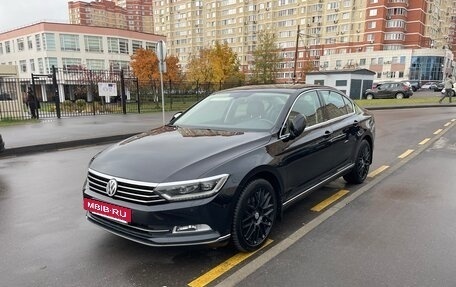Volkswagen Passat B8 рестайлинг, 2018 год, 1 950 000 рублей, 6 фотография