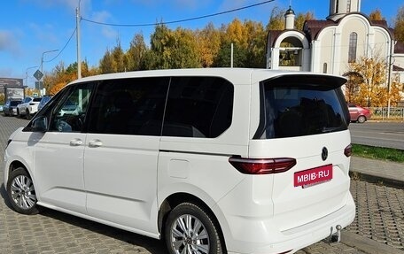 Volkswagen Multivan, 2022 год, 5 900 000 рублей, 3 фотография