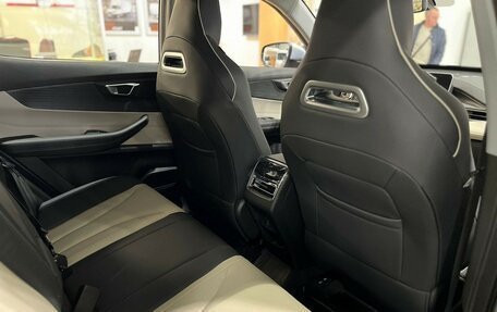 Chery Tiggo 4 I рестайлинг, 2025 год, 2 370 000 рублей, 11 фотография