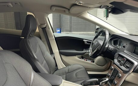 Volvo V40 Cross Country I, 2015 год, 1 490 000 рублей, 2 фотография