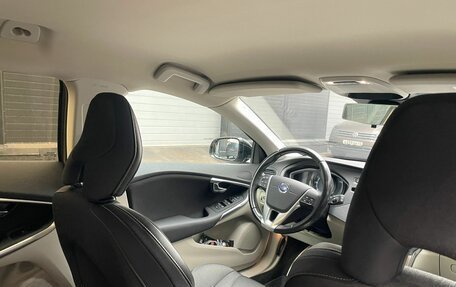 Volvo V40 Cross Country I, 2015 год, 1 490 000 рублей, 10 фотография