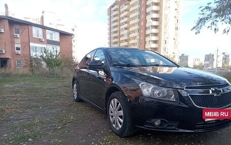 Chevrolet Cruze II, 2009 год, 560 000 рублей, 3 фотография