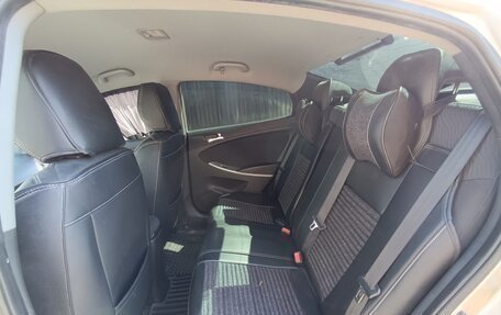 Hyundai Solaris II рестайлинг, 2011 год, 880 000 рублей, 6 фотография