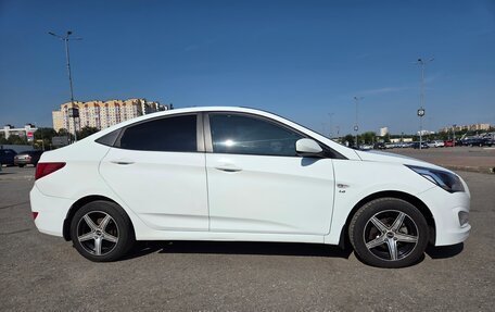 Hyundai Solaris II рестайлинг, 2016 год, 799 000 рублей, 4 фотография