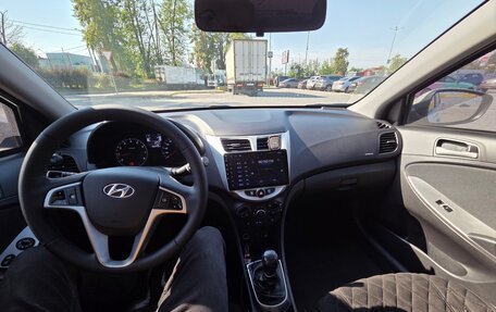 Hyundai Solaris II рестайлинг, 2016 год, 799 000 рублей, 10 фотография