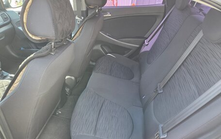 Hyundai Solaris II рестайлинг, 2016 год, 799 000 рублей, 13 фотография