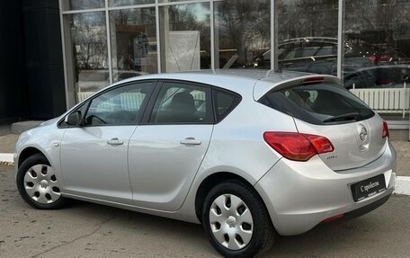 Opel Astra J, 2012 год, 750 000 рублей, 3 фотография