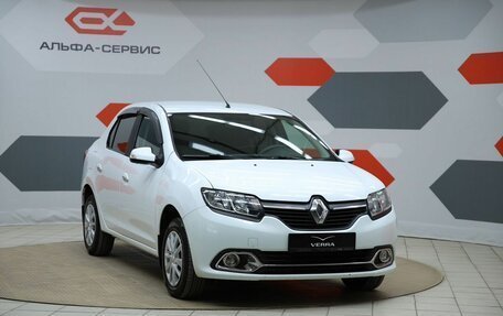 Renault Logan II, 2017 год, 820 000 рублей, 3 фотография