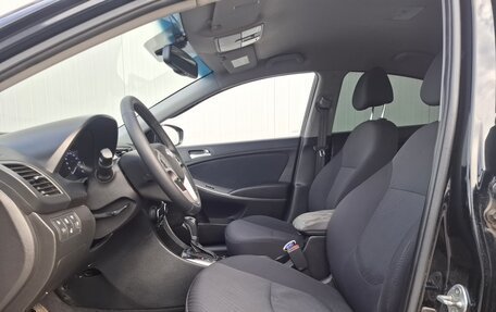 Hyundai Solaris II рестайлинг, 2015 год, 1 003 000 рублей, 9 фотография