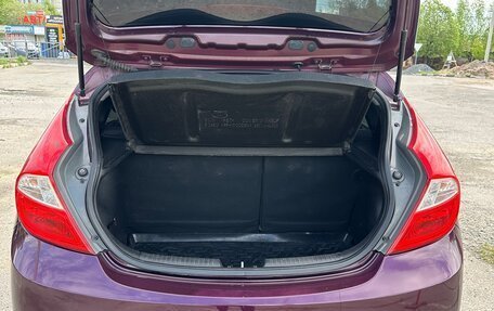 Hyundai Solaris II рестайлинг, 2012 год, 750 000 рублей, 3 фотография