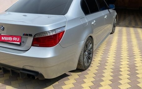 BMW 5 серия, 2006 год, 850 000 рублей, 6 фотография
