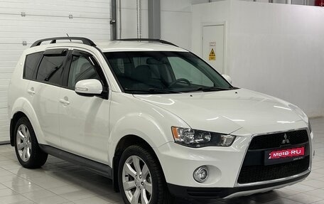 Mitsubishi Outlander III рестайлинг 3, 2011 год, 1 399 000 рублей, 1 фотография