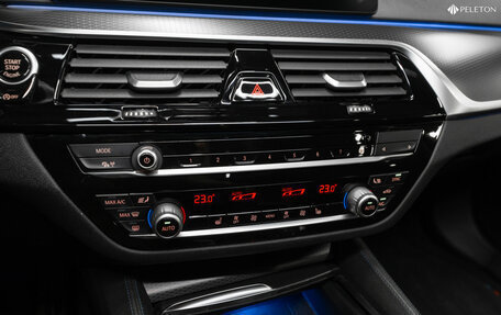 BMW 5 серия, 2020 год, 4 800 000 рублей, 18 фотография