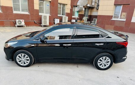 Hyundai Solaris II рестайлинг, 2020 год, 840 000 рублей, 2 фотография