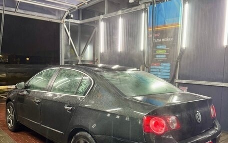 Volkswagen Passat B6, 2006 год, 290 000 рублей, 3 фотография