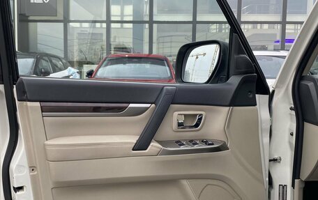 Mitsubishi Pajero IV, 2020 год, 4 149 000 рублей, 17 фотография