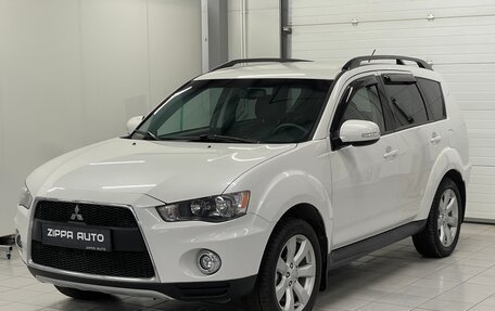 Mitsubishi Outlander III рестайлинг 3, 2011 год, 1 399 000 рублей, 3 фотография
