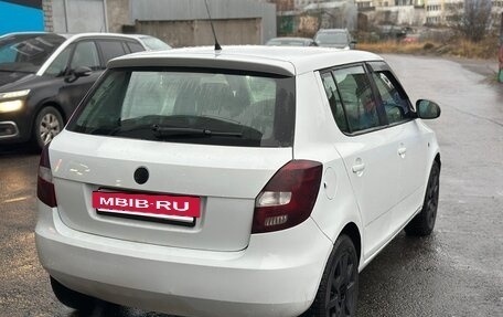 Skoda Fabia II, 2011 год, 415 000 рублей, 4 фотография