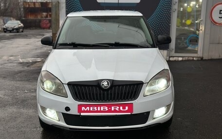Skoda Fabia II, 2011 год, 415 000 рублей, 2 фотография