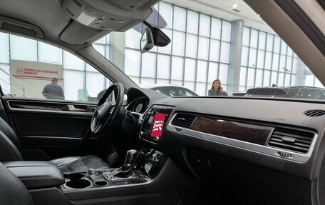 Volkswagen Touareg III, 2012 год, 1 750 000 рублей, 15 фотография