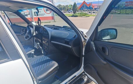 Chevrolet Niva I рестайлинг, 2013 год, 800 000 рублей, 2 фотография