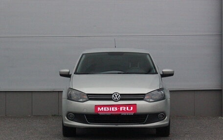 Volkswagen Polo VI (EU Market), 2011 год, 657 000 рублей, 3 фотография