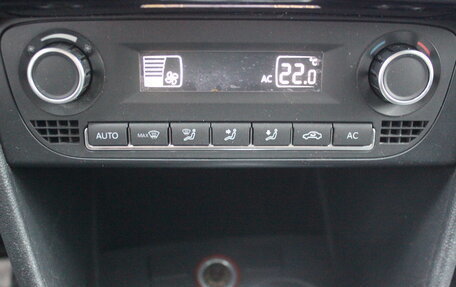 Volkswagen Polo VI (EU Market), 2011 год, 657 000 рублей, 23 фотография