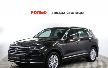 Volkswagen Touareg III, 2019 год, 4 290 000 рублей, 1 фотография