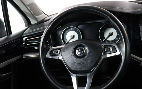 Volkswagen Touareg III, 2019 год, 4 290 000 рублей, 15 фотография