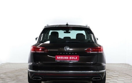 Volkswagen Touareg III, 2019 год, 4 290 000 рублей, 6 фотография