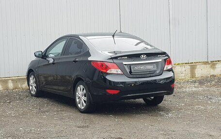 Hyundai Solaris II рестайлинг, 2011 год, 998 000 рублей, 2 фотография