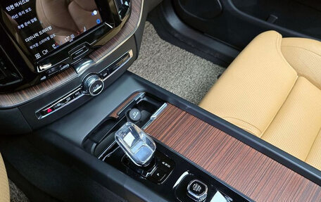 Volvo XC60 II, 2023 год, 3 600 000 рублей, 8 фотография